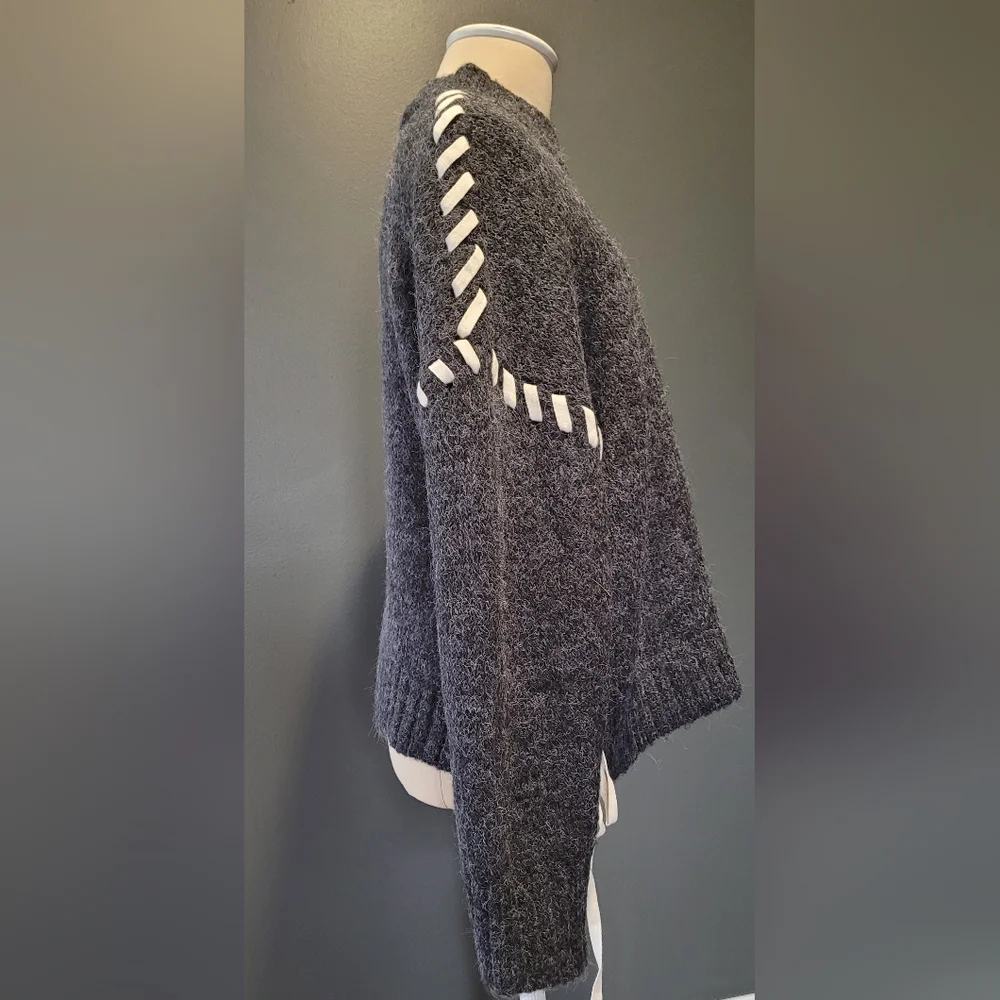 HL AFFAIR Sweater. Size: L - Picture 3 of 14